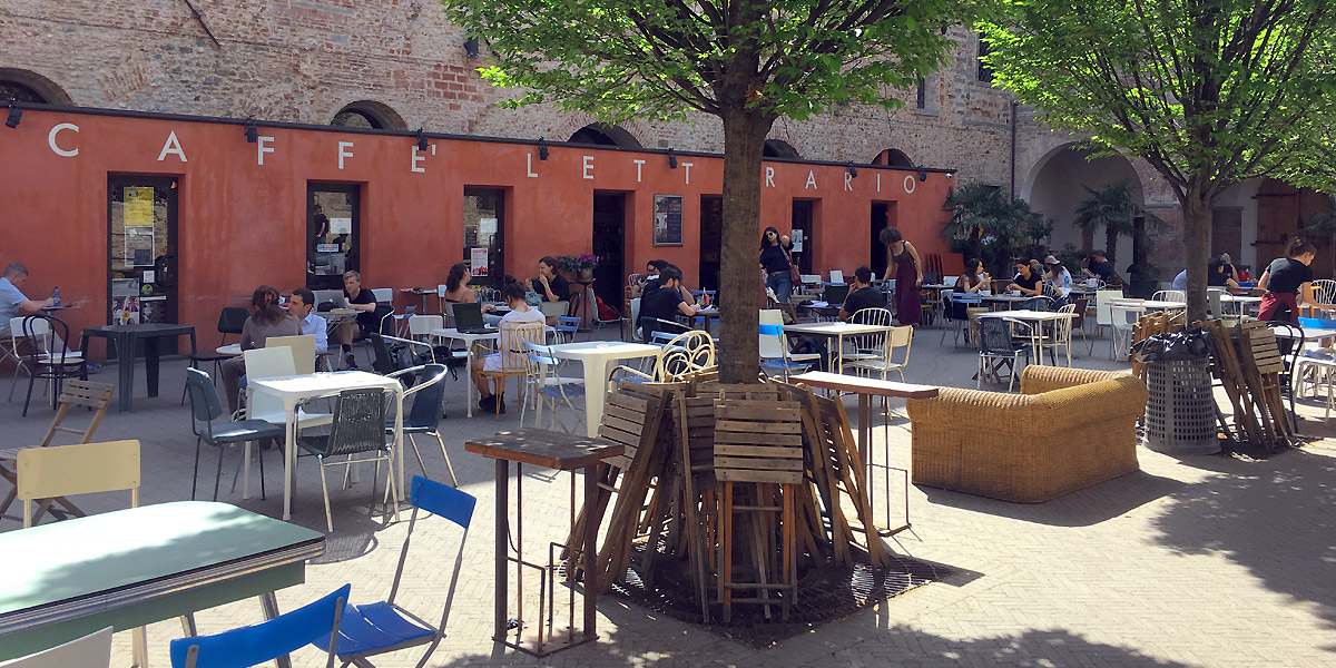 Der berühmte Literaturcafé Le Murate in Florenz, wo literarische, künstlerische und gastronomische Vorschläge angeboten sind - Autor: Manuelarosi (bearbeitet)